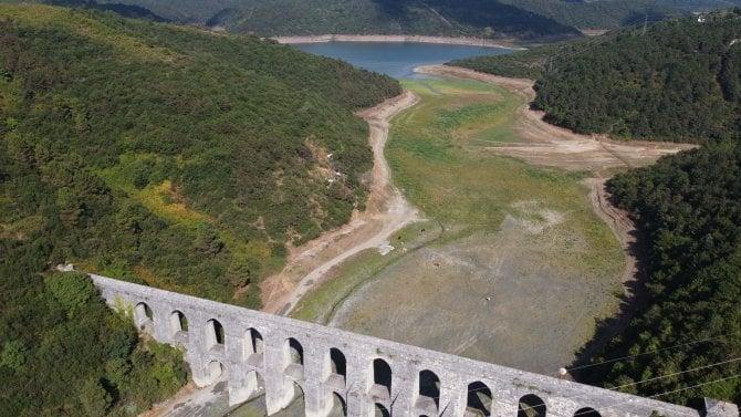 Barajlar alarm veriyor: İstanbul’un 2 aylık suyu kaldı