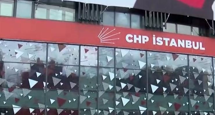 CHP İstanbul İl Başkanlığı’na yönelik silahlı saldırı olduğuna dair açıklama yapıldı!