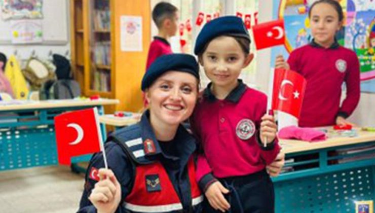 Jandarma Ekiplerinden Çocuklara Trafik Eğitimi Verildi