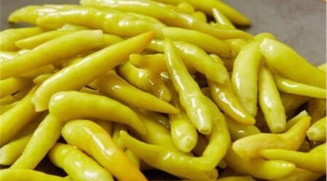 Acı biber turşusu faydalı mı,  yan etkileri var mı?