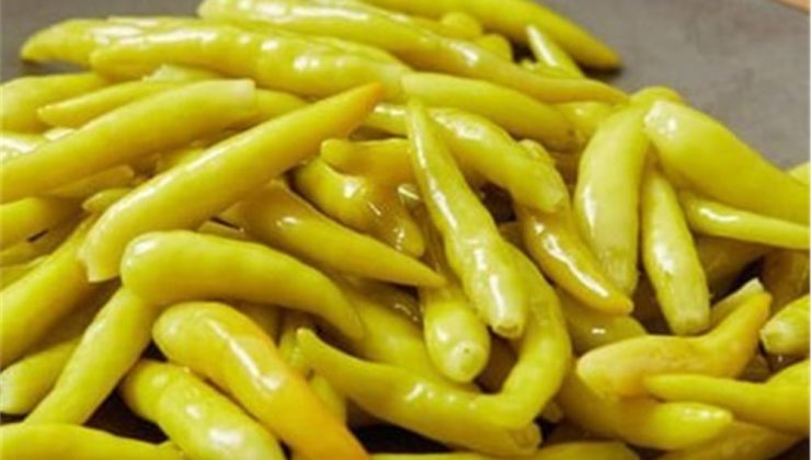 Acı biber turşusu faydalı mı,  yan etkileri var mı?