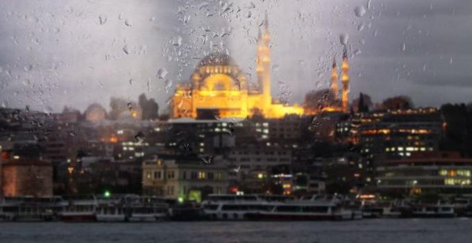 AKOM’DAN FIRTINA VE KAR YAĞIŞI UYARISI